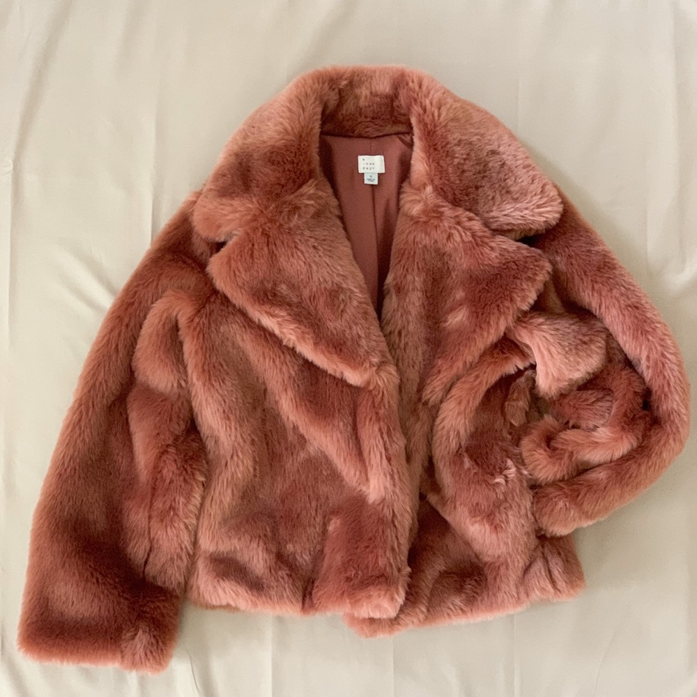 ~ SOLD ~ A New Day Pink Faux Fur Coat Size Small